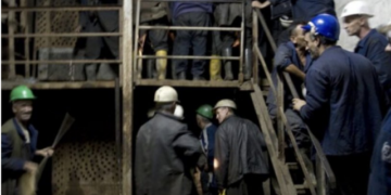 Pas 12 orësh të bllokuar, dalin minatorët e Trepçës