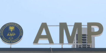 Shoqerimi i të miturit në protestën e PD-së/ AMP con në prokurori praktikën, po hetohen veprimet