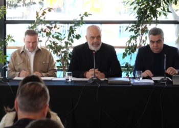 Pastrimi i kanaleve dhe forcimi i argjinaturave, Rama: Fond 20 mln € nga Emiratet Arabe për bashkitë