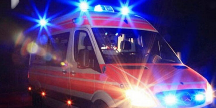 Zjarr në një pallat në Gjirokastër, asfiksohet e moshuara