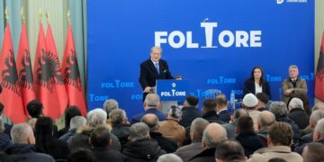 Berisha: “Piramidat gabim, populli na ndëshkoi.”