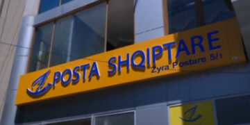 Dy punonjëset përvetësuan miliona lekë, reagon Posta Shqiptare: Fondet e pensioneve nuk janë cenuar