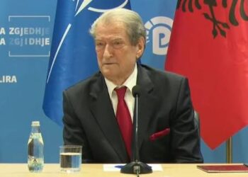 Përgatitja për protestën e 24 janarit, Berisha mbledh kryetarët e degëve