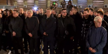 Pas tensioneve në Kuvend/ Nis Foltorja e PD para Kryeministrisë