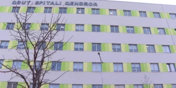 Reanimacioni pa drita/ QSUT ende pa shpjegim për bateritë dhe gjeneratorët rezervë