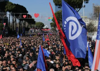 Nesër protesta e PD/ Policia: Distancohuni nga aktet e paligjshme, kufizime në disa akse