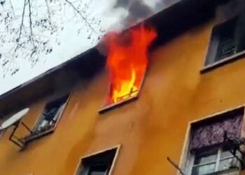 Përfshihet nga flakët banesa në Astir, shkak i zjarrit një pajisje elektrike