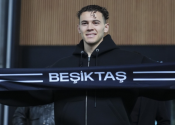 Asllani prezantohet te Besiktas: Kam lindur shqiponjë, nuk kam frikë! Gati për këtë sfidë