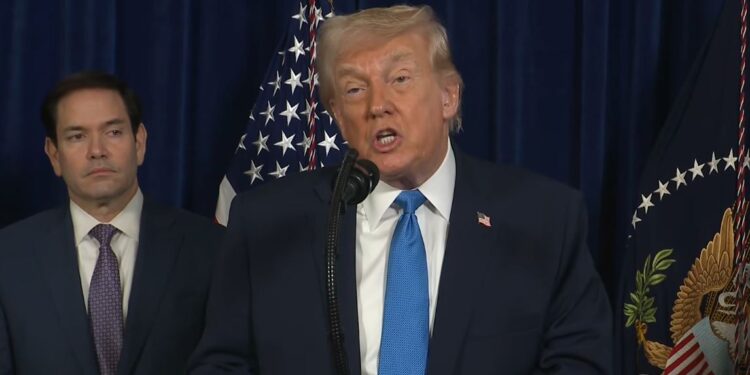 “Ka kryer narkoterrorizëm ndaj SHBA-ve”, Trump: Maduro do të përballet me drejtësinë amerikane!