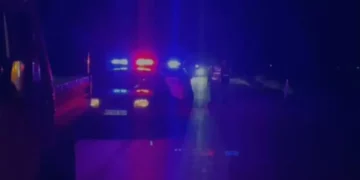 Aksident i rëndë në fshatin Salari, përmbyset furgoni, humb jetën shoferi