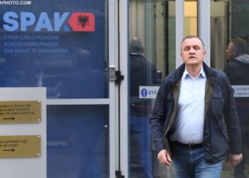 Kushtetuesja rrëzon kërkesën e Ilir Beqajt për shfuqizimin e “arrest në burg”