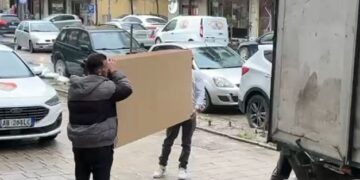 Shkrirja e Kadastrës Vlorë/ Nën shoqërim policor, materialet drejt Tiranës