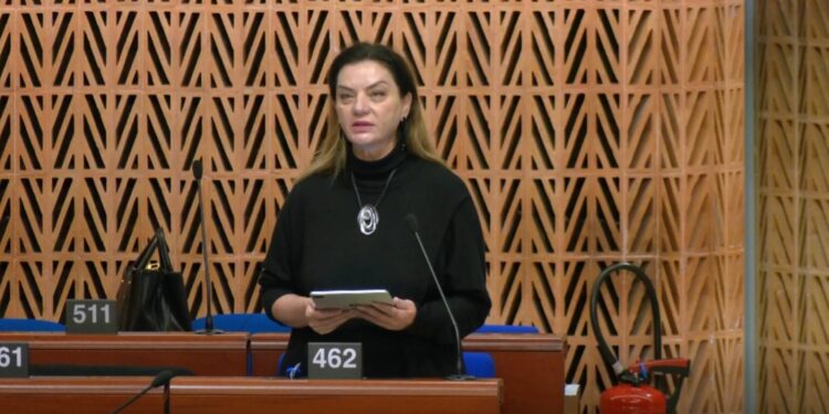 Vokshi nga Strasburgu: Mungesa e raportimit për Kartën Sociale, shkelje e rëndë demokratike