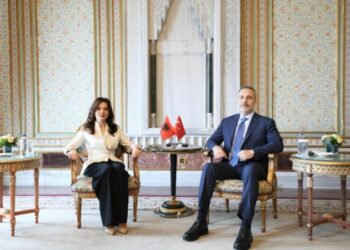 Spiropali pritet në Stamboll nga Ministri i Jashtëm turk: Partneriteti strategjik në rritje,