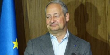 “Ligjet të mos miratohen sa për të kënaqur BE-në”, Schieder: PE nuk komenton çështje juridike