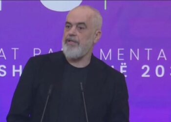 Rama mblodhi sot grupin e PS: Evidentuam sfidat dhe vendosëm piketat për 2026!