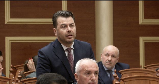 Kapri: Bëni transparencë për dosjen ‘Balluku’