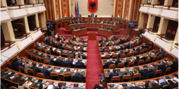 Sot Kuvendi rinis punën, fokusi te reformat