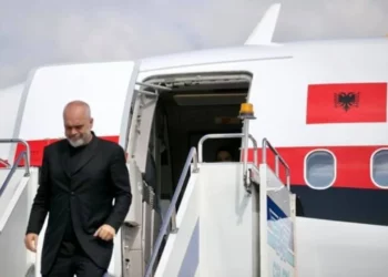 Me ftesë nga Selia e Shenjtë, Rama niset për në Vatikan.Kryeministri do të pritet nga Papa Leoni XIV