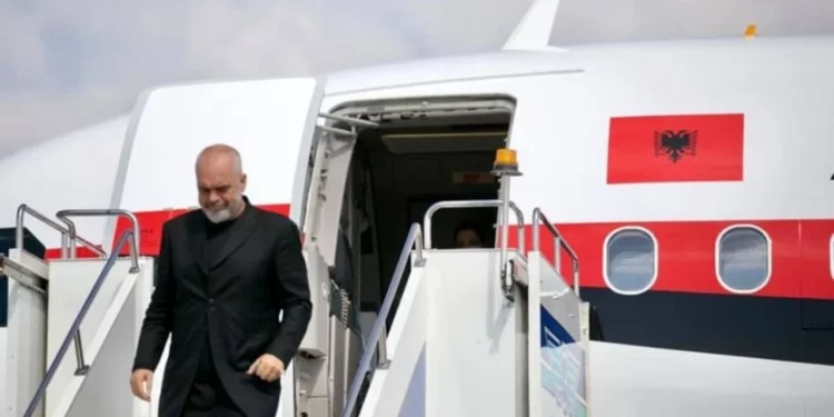 Me ftesë nga Selia e Shenjtë, Rama niset për në Vatikan.Kryeministri do të pritet nga Papa Leoni XIV