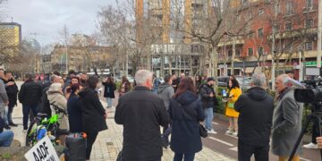 “Po na vjedhin pronat!” – Thirrja e fortë e banorëve të Rrjollit para Kuvendit