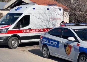 Plagosje me a*më në Tiranë, i lënduari g*ditet në bark pranë ish-parkut të autobusëve