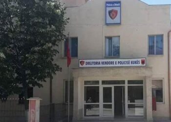 Drogë në bagazhin e makinës, arrestohen dy adoleshentë në Kukës