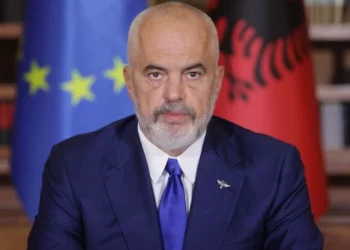 Rama niset drejt Uashingtonit, merr pjesë në themelimin zyrtar të Bordit të Paqes