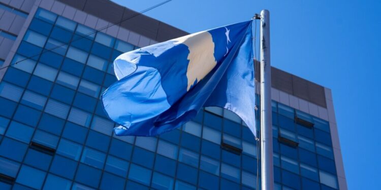 Pavarësia e Kosovës, Osmani dhe Kurti nderojnë sakrificën për liri