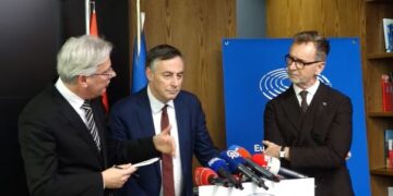 “Isha në takim me Bardhin dhe Vokshin”, McAllister: Berishën nuk e takoj dot sepse…