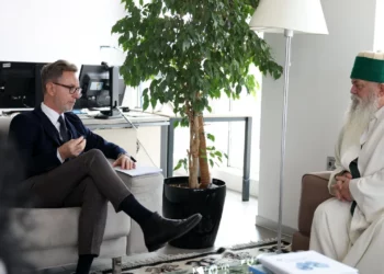 Gonzato takim me Baba Mondin: Të punojmë së bashku për tolerancën dhe integrimin e Shqipërisë në BE