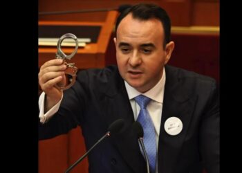 Balliu: Pezullimi i “Lubisë”, goditja e parë ndaj regjimit