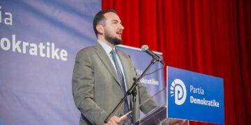 Salianji publikon video dhe thërret për pjesëmarrje në protestën e PD