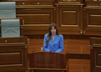 Albulena Haxhiu zgjidhet Kryetare e Kuvendit të Kosovës
