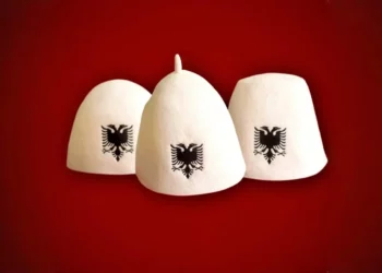 Plisi shqiptar në UNESCO, peticion online për simbolin e identitetit shqiptar