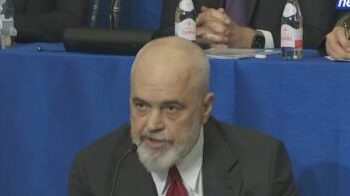 Edi Rama: “Shqipëria mbështet paqen në Gaza.”