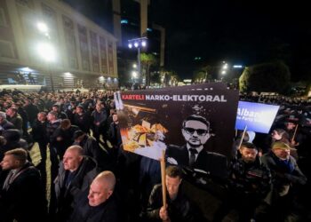 Meta: As plumbat e gomës, as dhuna dhe rrëmbimet mafioze nuk e ndalin uraganin e lirisë