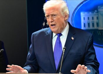 Donald Trump njofton tarifë 15% për importet në SHBA