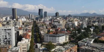 “Zhbllokohet” rivlerësimi i pronave/ Udhëzimi botohet në Fletoren Zyrtare edhe hyn në fuqi nga sot