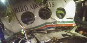 Avion mjekësor rrëzohet në Indi nga moti i keq, 7 të zhdukur