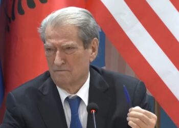 Berisha paralajmëron Ramën: Nëse shkon në KiE do pritesh me protesta