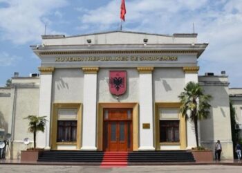 Banorët e Rrjollit dhe TID protestojnë nesër para Kuvendit, duke akuzuar Ballukun për vjedhje prone