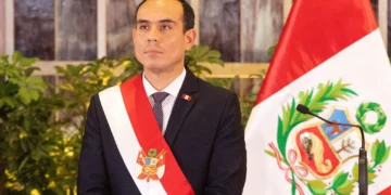Shkarkohet presidenti i Peru, vetëm katër muaj në detyrë