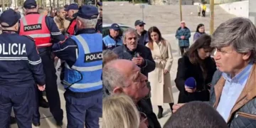 Protestë ,banorët e prekur nga TID kanë ndaluar edhe kreun e IMT-së së Bashkisë së Durrësit,