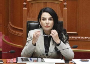 Zbardhen rekomandimet e 5anëtarëve të opozitës:Kuvendi të japë autorizimin për arrestimin e Ballukut