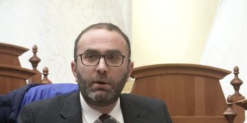 Bardhi i përgjigjet Ballës: GJK i theu hundën Ramës. Të flasësh ti për jurisprudencë