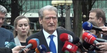 “10 shkurti ua luajti fiqirin këtyre”, Berisha thirrje qytetarëve: 20 shkurti dita juaj!