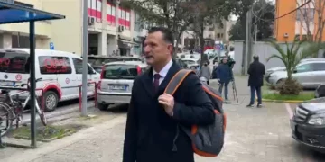 Seanca paraprake e Metës dhe Kryemadhit, mbrojtja e ish-presidentit: Do të kërkojmë pushim të akuzës