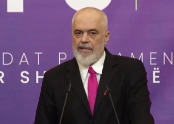 “I marrin në Prokurori dhe u bëjnë presion të pranojnë faje që s’i kanë”, Rama: Ç’është ky hall?