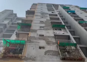 Tragjedi! Tre motra u hodhën nga kati i nëntë i pallatit, më e vogla vetëm 12 vjeç